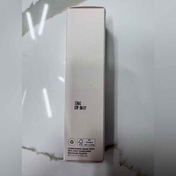 HydroPeptide Solar Dew Sheer Mineral Melt SPF30 - 1.35 Oz - Picture 10 of 10